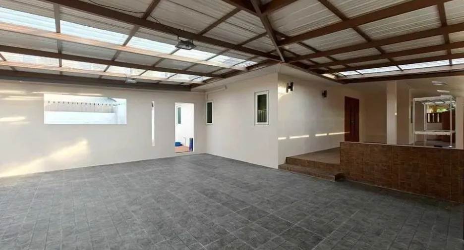 Casa en alquiler de 3 habitaciones en Thalang, Phuket