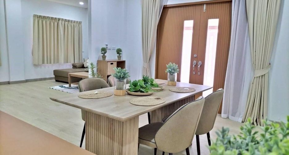 Casa en alquiler de 3 habitaciones en Thalang, Phuket