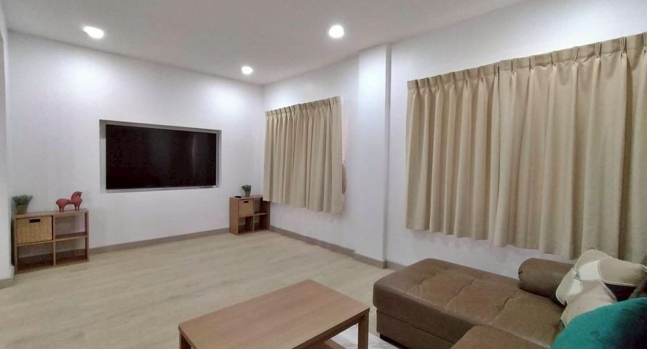 Casa en alquiler de 3 habitaciones en Thalang, Phuket