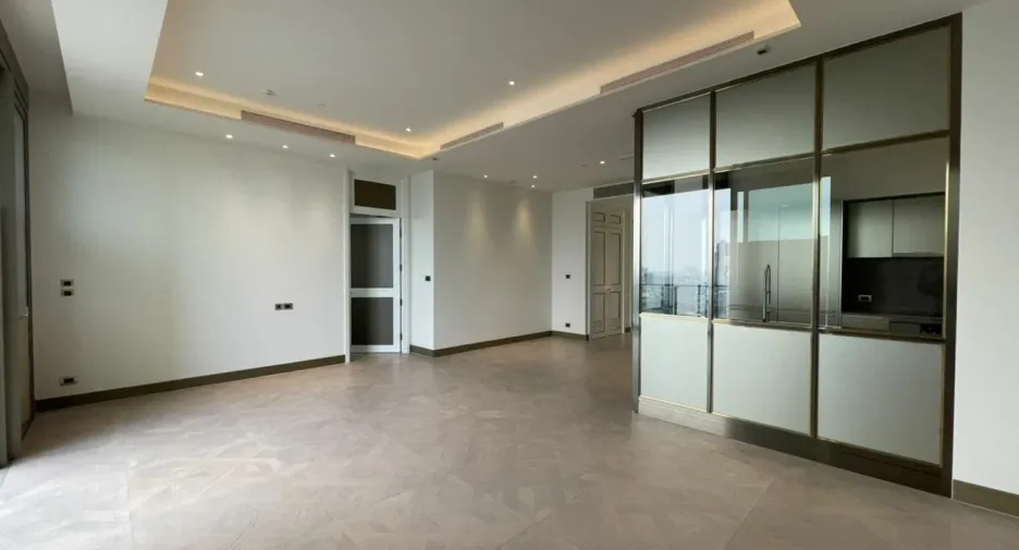 For sale 2 bedrooms condo in Khlong San, Bangkok