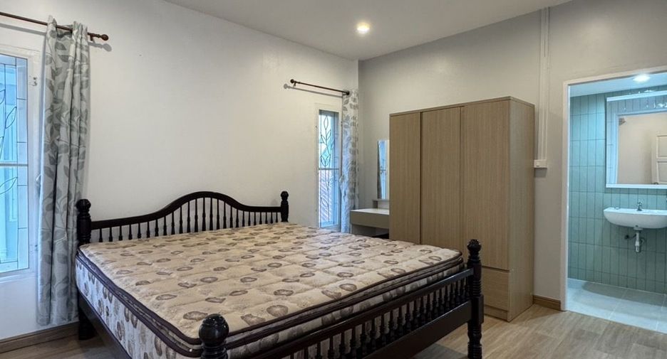For rent 3 bedrooms house in Mueang Phuket, Phuket