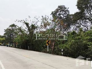 For sale land in Ban Phaeo, Samut Sakhon