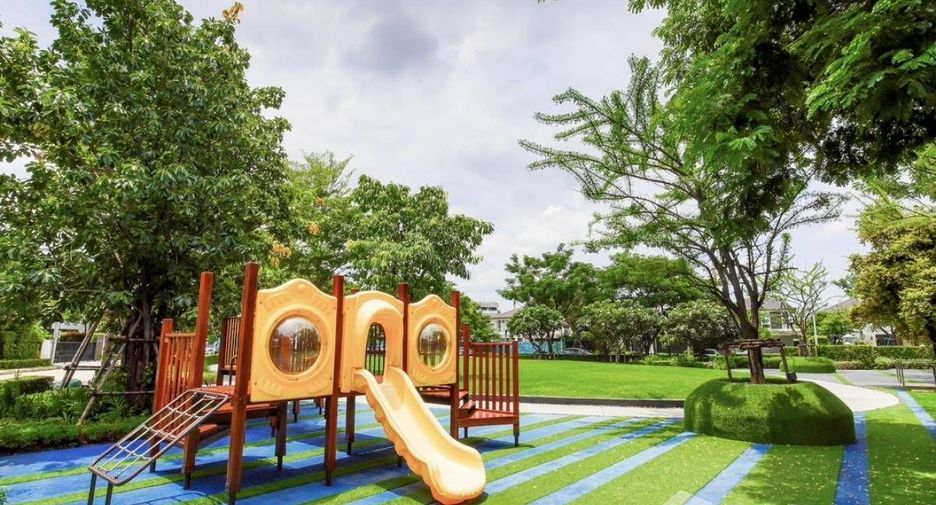 For sale 3 bedrooms house in Lat Krabang, Bangkok