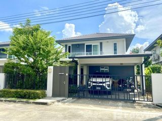 For sale 3 bedrooms house in Lat Krabang, Bangkok