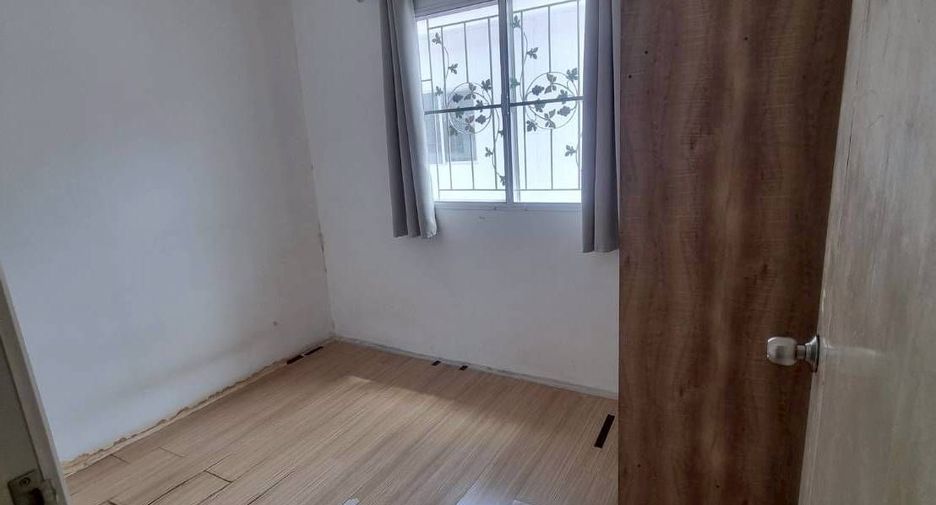 Reihenhaus zur Miete mit 3 Zimmer in Sam Phran, Nakhon Pathom