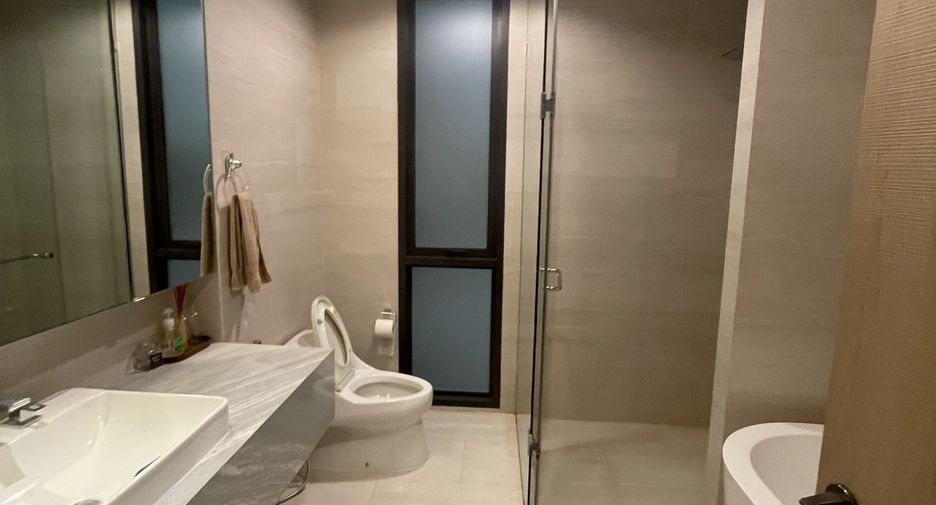 For sale 2 bedrooms condo in Sathon, Bangkok