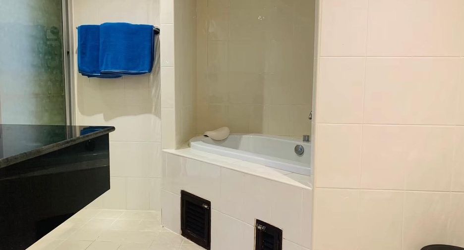 For rent 2 bedrooms condo in Mueang Phuket, Phuket