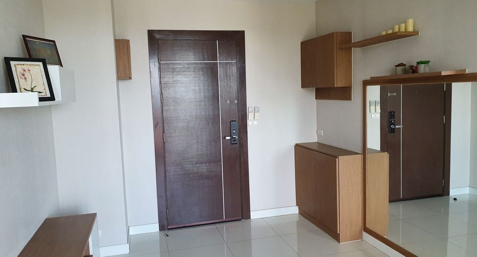 Condo en venta de 2 habitaciones en Si Racha, Chonburi