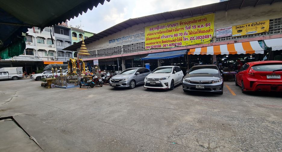 For sale 3 bedrooms retail Space in Bang Na, Bangkok
