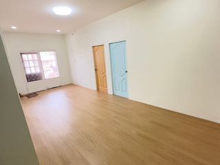 For sale 3 bedrooms house in Mueang Nakhon Sawan, Nakhon Sawan
