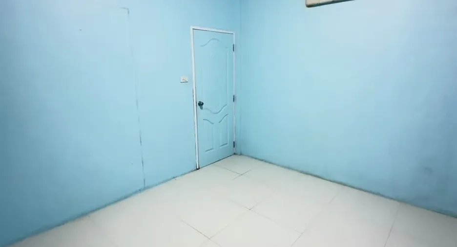 For sale 3 bedrooms house in Mueang Nakhon Sawan, Nakhon Sawan