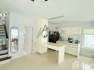 For rent 4 bedrooms house in Mueang Phuket, Phuket
