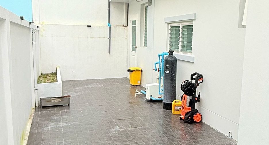 出租 4 卧室 独立屋 在 Phuket Town, 普吉