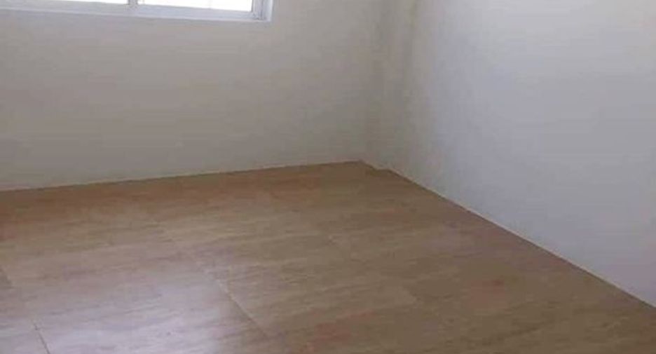 For sale 3 bedrooms townhouse in Sai Noi, Nonthaburi