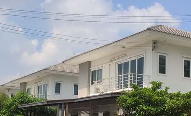 Haus zum Kauf mit 3 Zimmer in Bang Bua Thong, Nonthaburi