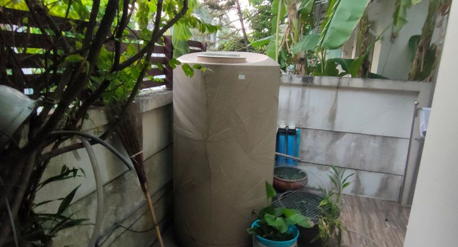 For sale 3 bedrooms townhouse in Nong Khaem, Bangkok