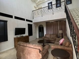 Villa en alquiler de 3 habitaciones en Huay Yai, Pattaya