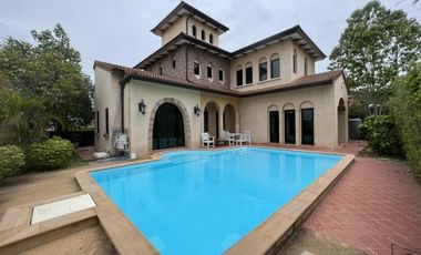 For rent 3 ベッドルーム villa in Sattahip, Chonburi