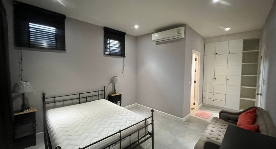 Villa en alquiler de 3 habitaciones en Sattahip, Chonburi