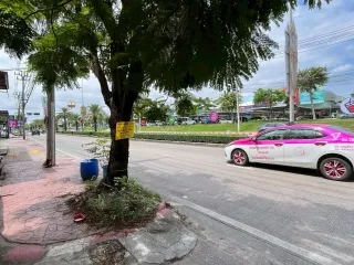 For sale 5 bedrooms office in Pak Kret, Nonthaburi
