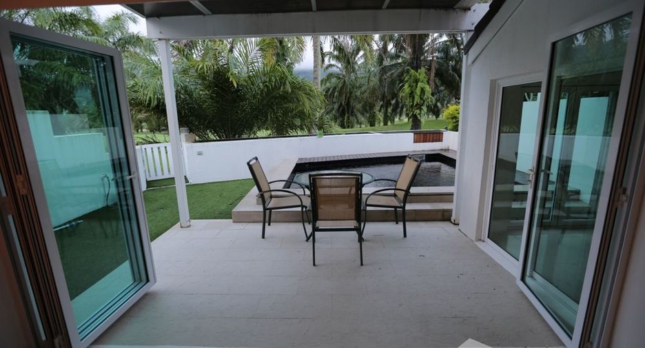 For rent 3 bedrooms villa in Kathu, Phuket