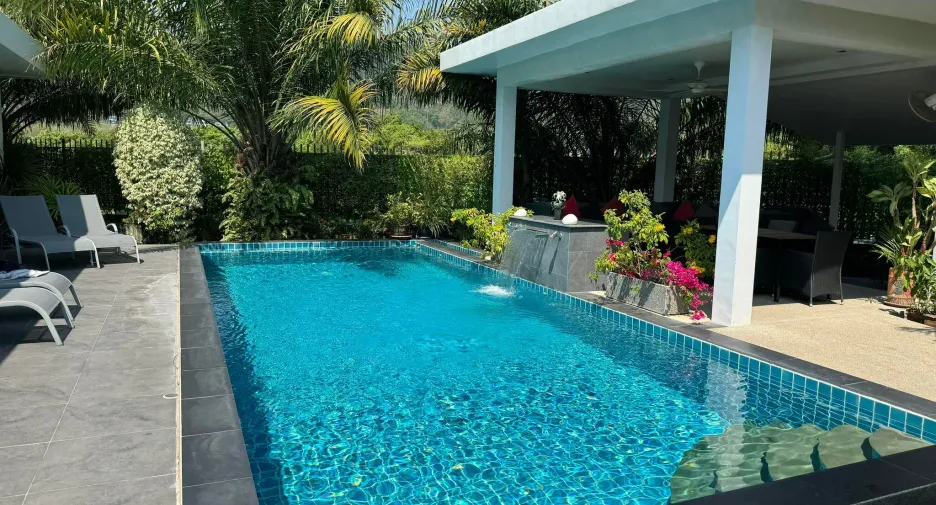 Villa zur Miete mit 4 Zimmer in Mueang Phuket, Phuket