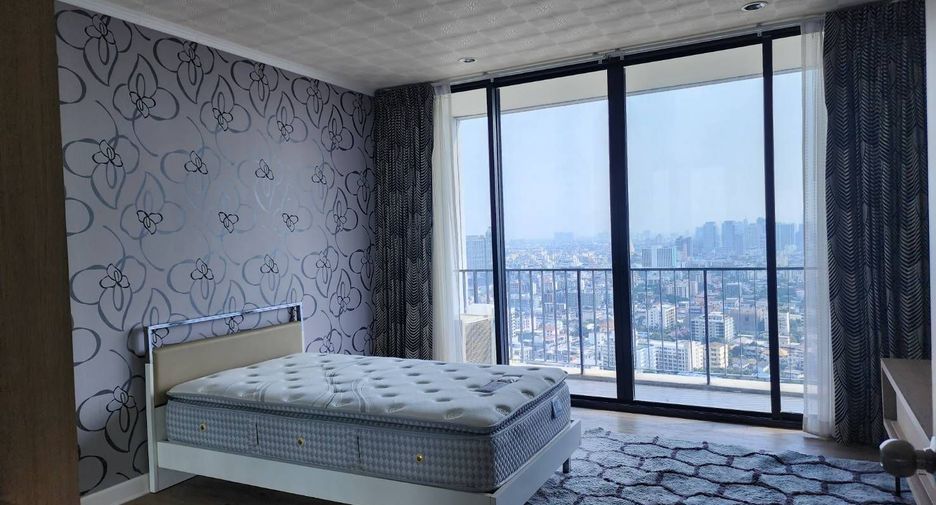 For sale and for rent 3 bedrooms condo in Chatuchak, Bangkok