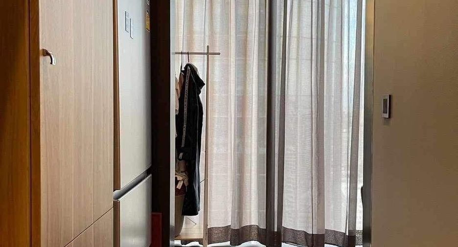 For sale and for rent 4 bedrooms condo in Watthana, Bangkok