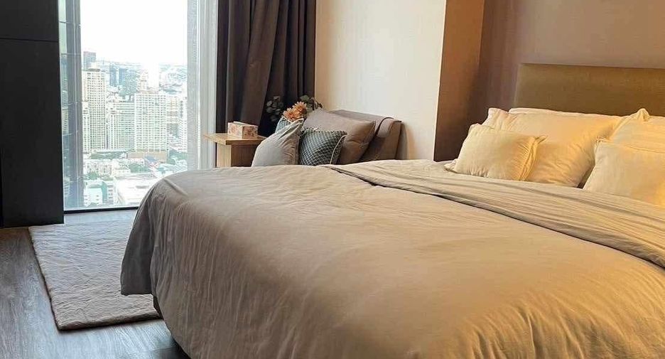 For sale and for rent 4 bedrooms condo in Watthana, Bangkok