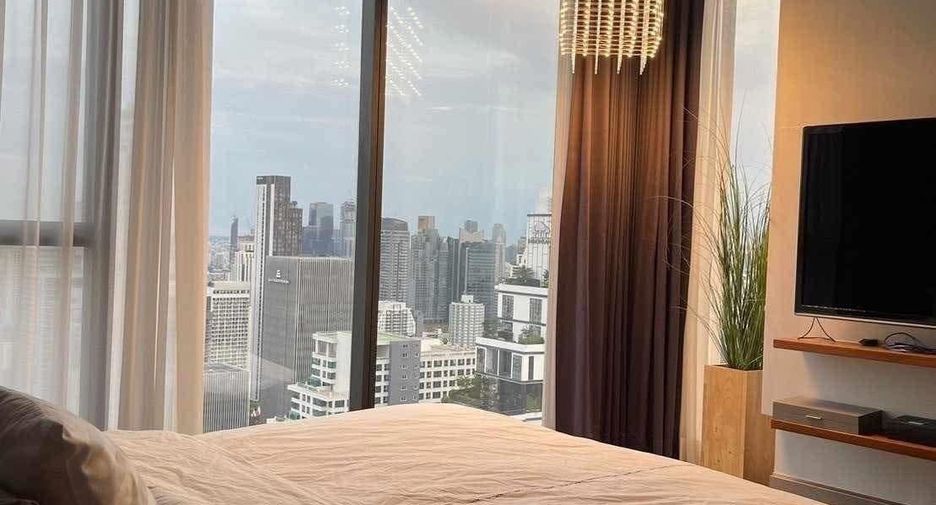 For sale and for rent 4 bedrooms condo in Watthana, Bangkok
