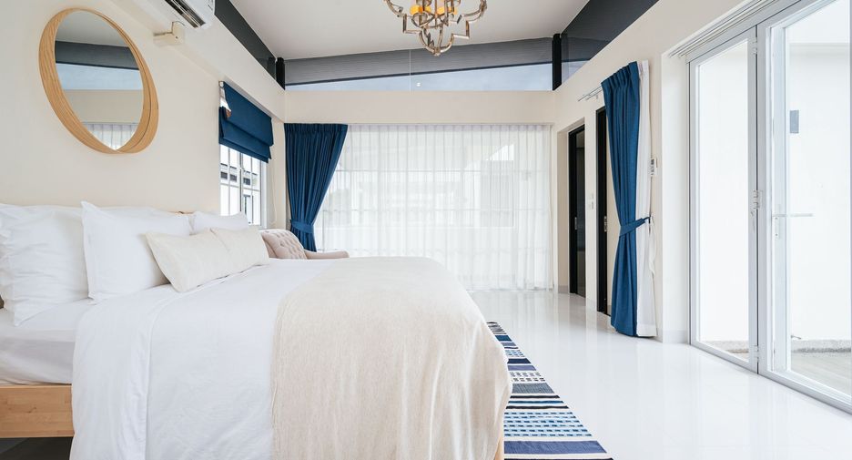 For rent 5 bedrooms villa in Thalang, Phuket