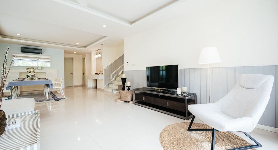 For rent 5 bedrooms villa in Thalang, Phuket