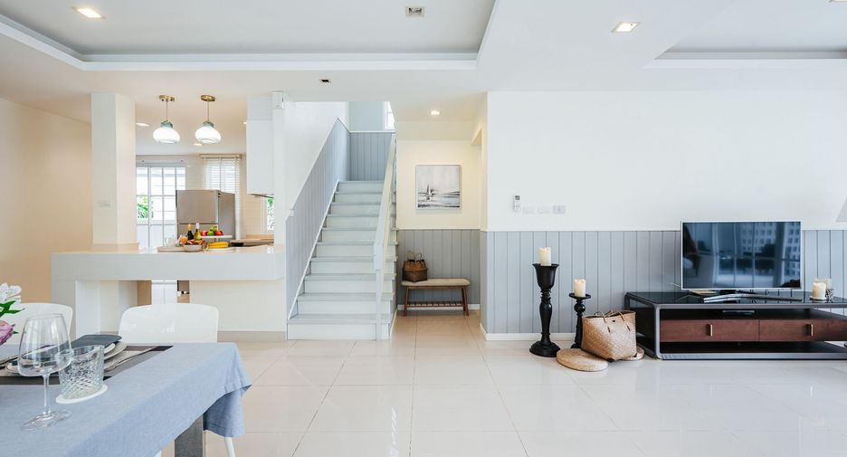 For rent 5 bedrooms villa in Thalang, Phuket