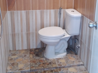 Reihenhaus zum Kauf mit 2 Zimmer in Si Racha, Chonburi