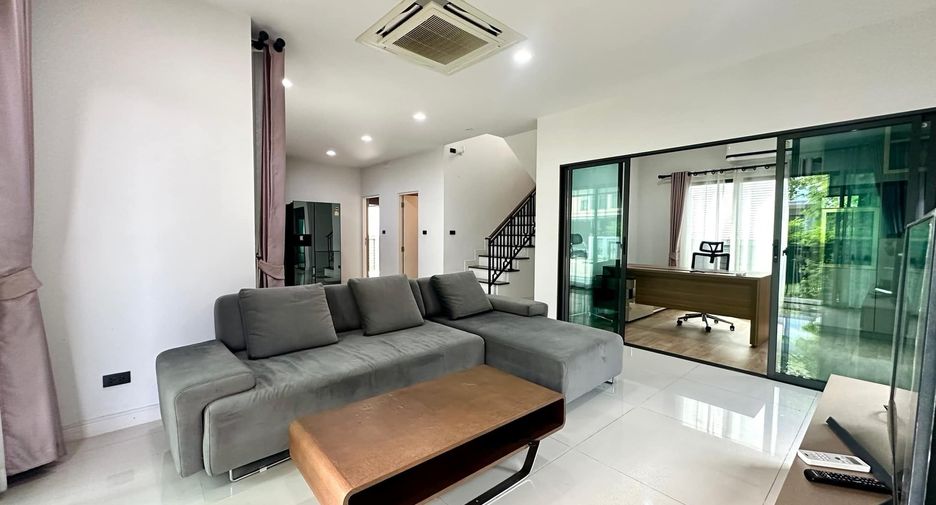 Casa en venta de 3 habitaciones en Bang Khun Thian, Bangkok