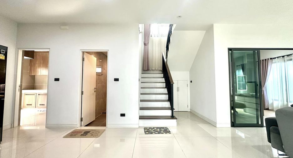 Casa en venta de 3 habitaciones en Bang Khun Thian, Bangkok