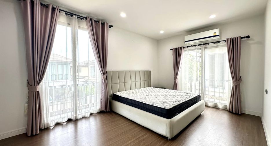 Casa en venta de 3 habitaciones en Bang Khun Thian, Bangkok