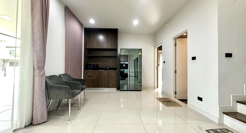 Casa en venta de 3 habitaciones en Bang Khun Thian, Bangkok