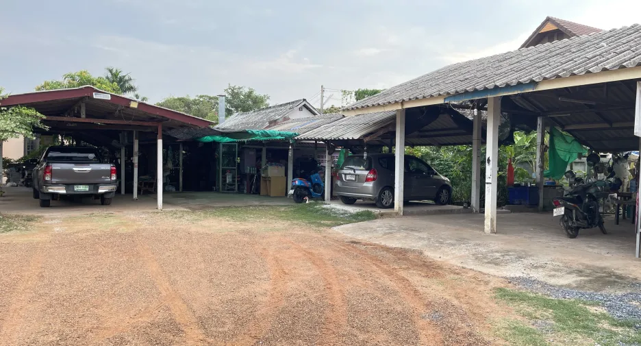 For sale 7 bedrooms villa in Mueang Maha Sarakham, Maha Sarakham