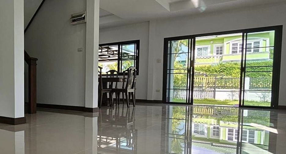 À vendre 5 chambres maison à Mueang Lampang, Lampang