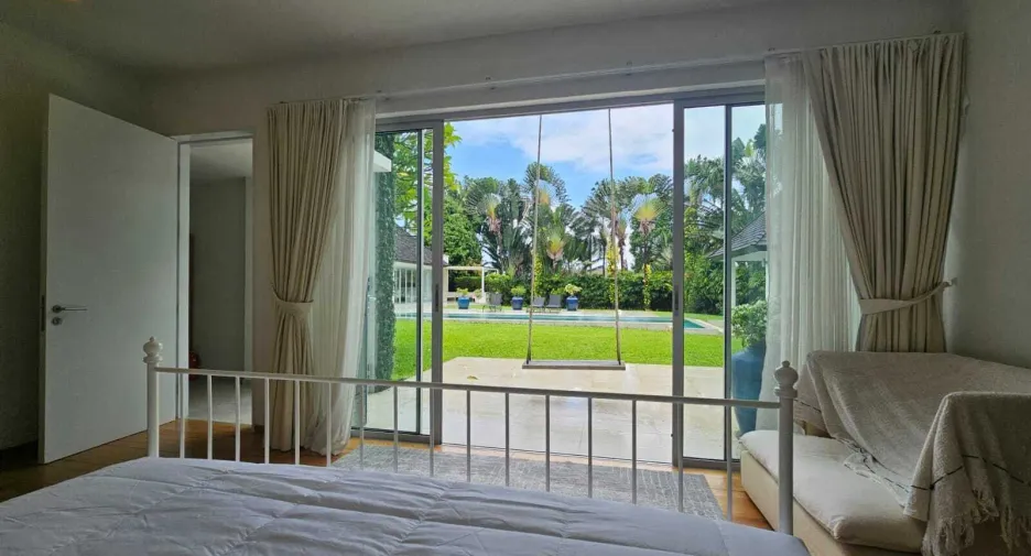 For rent 5 bedrooms villa in Thalang, Phuket