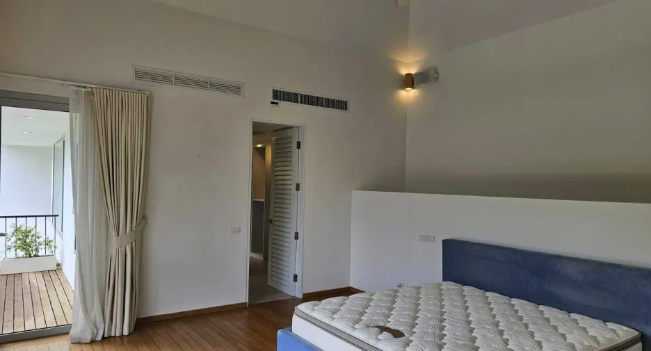 For rent 5 bedrooms villa in Thalang, Phuket