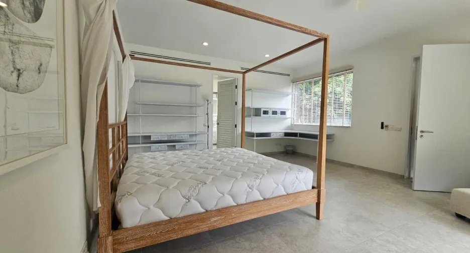 For rent 5 bedrooms villa in Thalang, Phuket