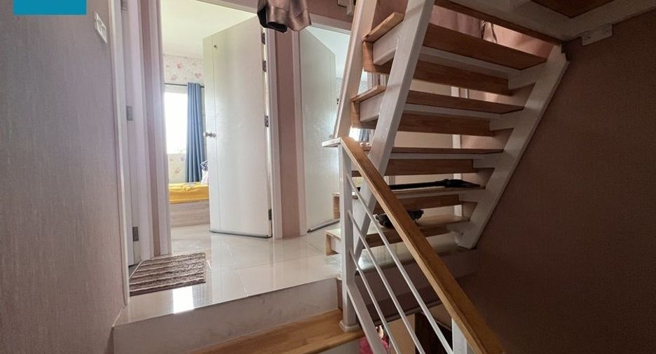For sale 3 bedrooms townhouse in Mueang Samut Prakan, Samut Prakan