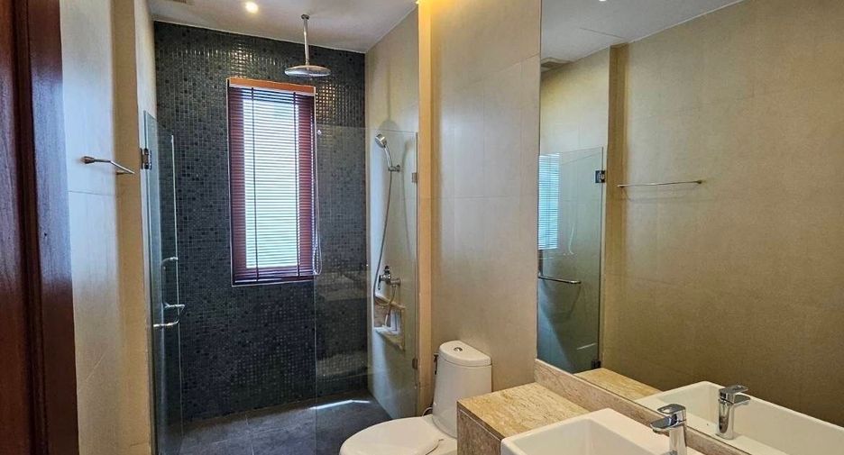 For rent 4 bedrooms villa in Thalang, Phuket