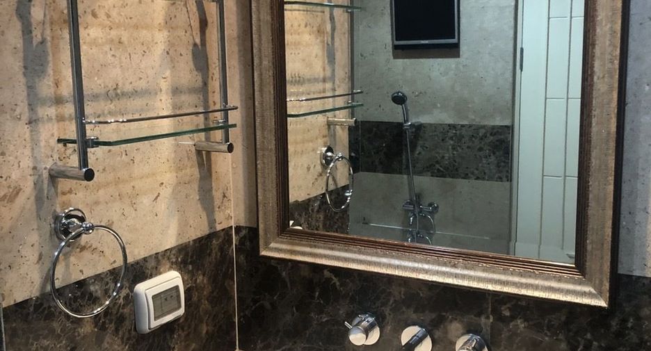 Продажа и аренда 1 кровать кондо в Сатхон, Бангкок