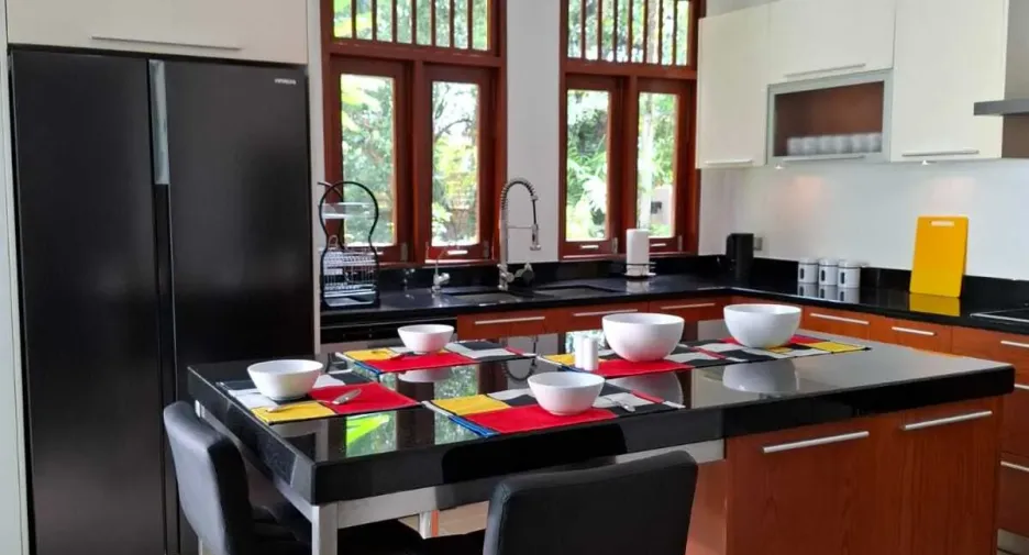 ให้เช่า 4 ห้องนอน วิลล่า ใน เมืองภูเก็ต, ภูเก็ต