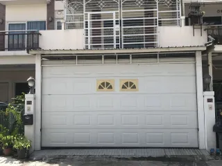 Продажа 3 спальни таунхаус в Пращет, Бангкок