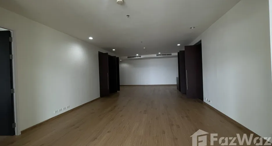 For sale そして for rent 2 ベッドルーム condo in Bang Kho Laem, Bangkok