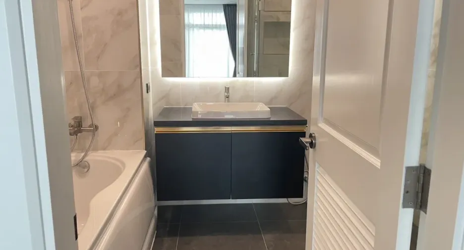 Wohnung zum Kauf und zur Miete mit 3 Zimmer in Watthana, Bangkok